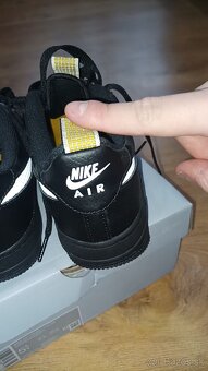 NIKE AIR FORCE 1 LV8 GS BLACK/WHITE-UNIVERSITY GOLD - 2