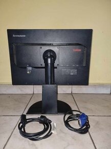 2 monotory Lenovo ThinkVision 22' - L2251P - 2