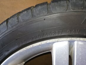 Alu kola orig. WV  5X112, zimni pneu 225/45 r17 ET37 - 2