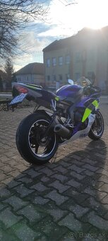 Yamaha R6 - 2