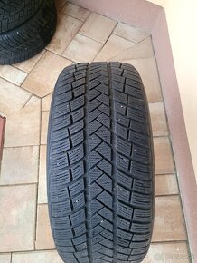 225/50r17 Vredestein - 2