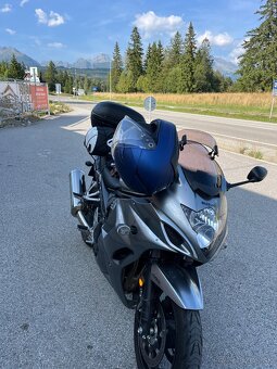 Suzuki GSX 1250 FA  - Nove gumy - 2