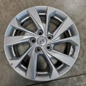 Originál Hyundai disky 5x114.3 R17 ET51 - 2