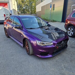 Mitsubishi Lancer evo x - 2