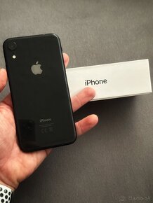 Apple IPhone XR 64GB čierny 93% zdravie batérie - 2