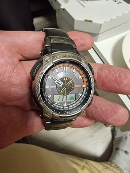 CASIO PRO TREK PRW 5000-1 - 2