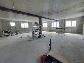 Prenájom komerčného priestoru/hala/ 130 m2,Oravská Polhora - 2