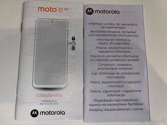 Predám telefón Motorola E32s - 2