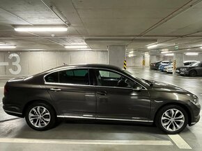 VW Passat B8 Sedan 2.0 TDI BMT Highline DSG (6-st.) - 2