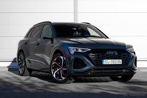 Audi Q8 e-tron 55 S line quattro - 2