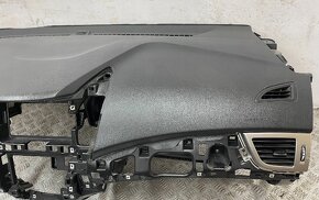 Hyundai i30 II 2 2012-2017 palubná doska palubovka airbagy - 2