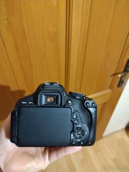 Canon EOS 600D - 2