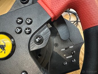 Súprava volantu a pedálov Thrustmaster T150 Ferrari - 2