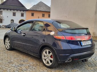 Honda Civic 2.2i CTDi 103kw - 2