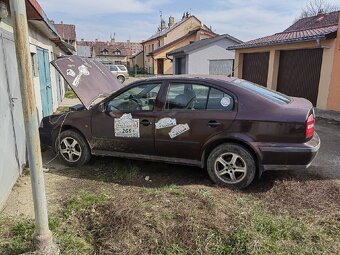 REZERVOVANÉ Octavia 1.8 20V 92kW - BEZ STK, skôr na diely - 2