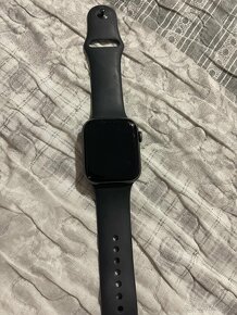 Apple Watch Series 5 - 44 aluminium - Space Gray - 2