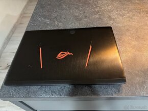 ASUS ROG Strix GL502VT - 2