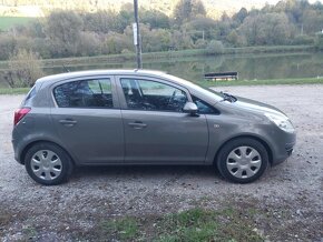 OPEL CORSA 1.2 2011 SK AUTO, 1.MAJITEĽ, LEN 40000 KM - 2