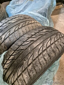 225/40 r18 - 2