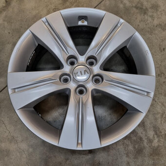 KIA disky 5x114.3 R17 ET35 - 2