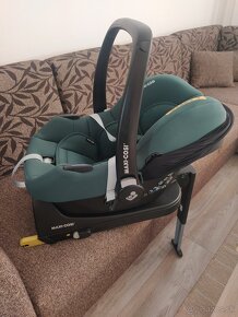 Maxi-Cosi CabrioFix i-size + Isofix základňa - 2