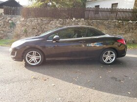 Peugeot 308 CC 2.0 HDI - kroupy - 2