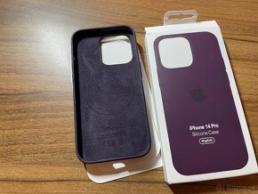 Apple Silicone Case iPhone 14 Pro Elderberry - 2