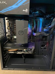 Ryzen 7 3700x / GTX 1660 Super / 16GB RAM - 2