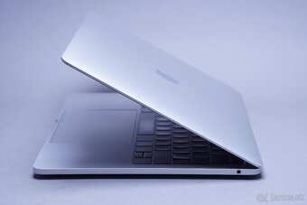 ZÁRUKA/Macbook Pro13.3"TB/I5 1.4GHZ/8GB RAM/128GB SSD/CZ - 2