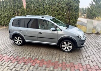 Volkswagen Touran 1,9 TDi Cross , 7 míst, Tažné nafta - 2