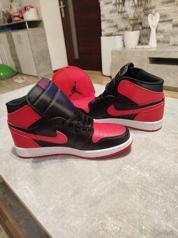 Nike Air Jordan 1 Retro OG Bred (2016), EU 44 - 2