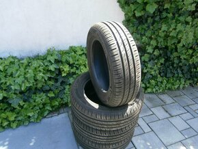 Predám 4x letné pneu Barum 195/60 R15 88HXL - 2