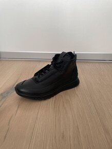 Ecco EXOSTRIDE M - 2