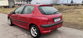 Peugeot 206 1.1-benzín - 2