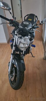 Yamaha FZ6 Fazer - 2