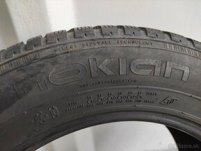 Predám zimné pneumatiky NOKIAN WR D3, 215/60 r16 - 2