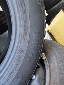 Predám sadu zimných pneu 205/60r16 Nokian - 2