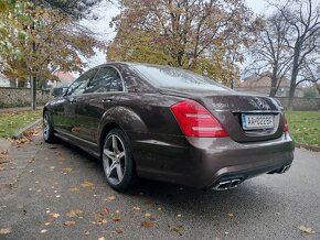 Mercedes S500 V8 BI-TIRBO AT/7 AMG 4MATIC 320KW - 2