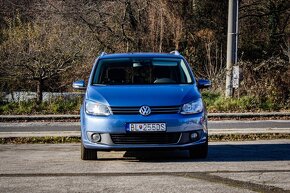 Volkswagen Touran 2.0 TDI Comfortline - 2