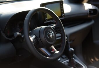 Toyota yaris GR 1.6 sport - 2