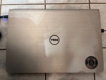 Dell Inspiron 5548 - i5-5200U - 4GB RAM - 500GB AMD R7 M260 - 2