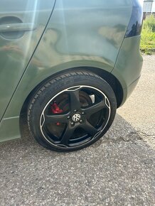 5x112 r18 letné 224/40 r18 - 2