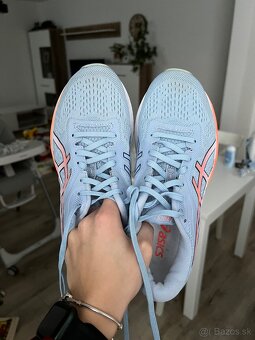 Bežecké topánky Asics GT-1000 10 W - 2