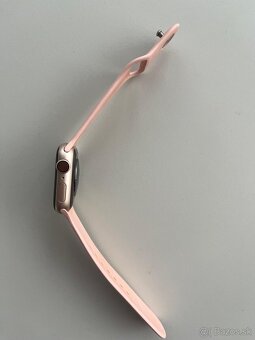 Apple watch 4 40mm zlato-ružová - 2