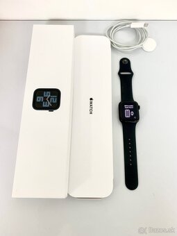 Hodinky Apple Watch SE 2022 - 2