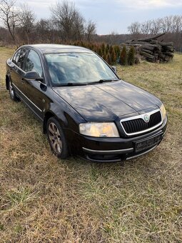 Škoda superb 2,5tdi 120kw - 2