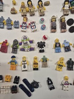 Collectible Minifigures - 2