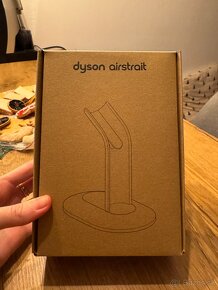 Novy zabaleny DYSON Airstrait drziak | stojan - 2