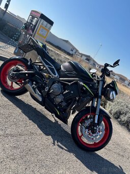 Triumph Street Triple 765RS facelift rocník (naháč) 2020 - 2