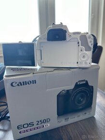 Canon EOS250D - 2